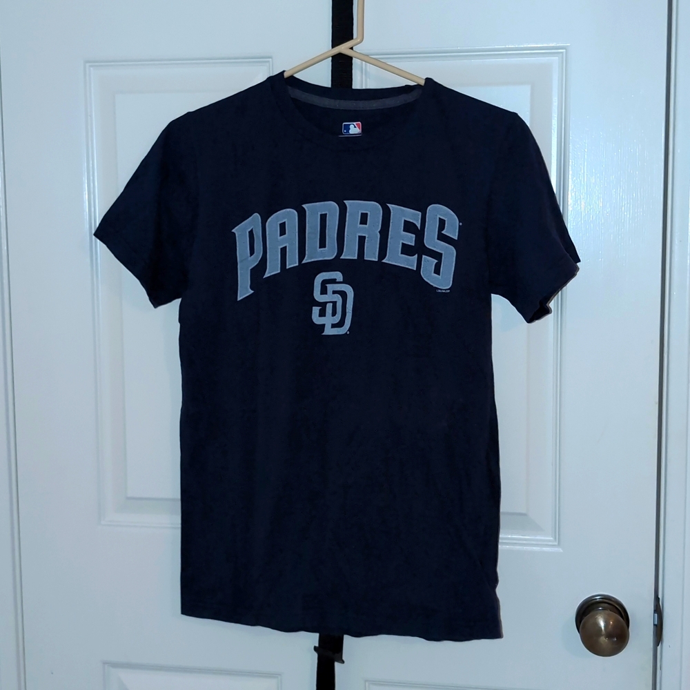 MLB Genuine Merchandise San Diego Padres Tshirt